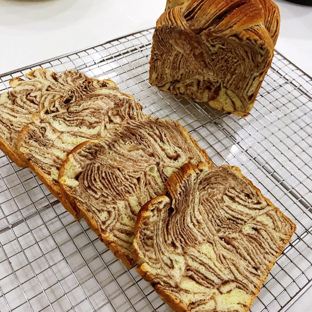 豆沙大理石吐司