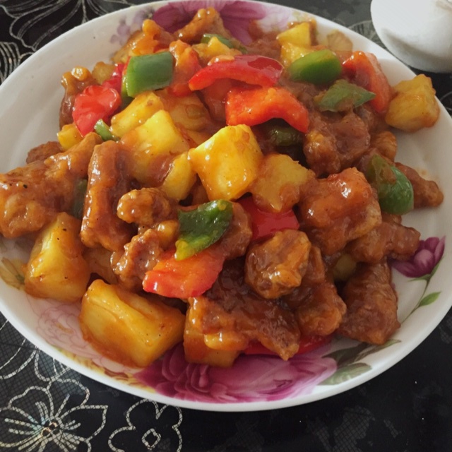 菠萝咕噜肉