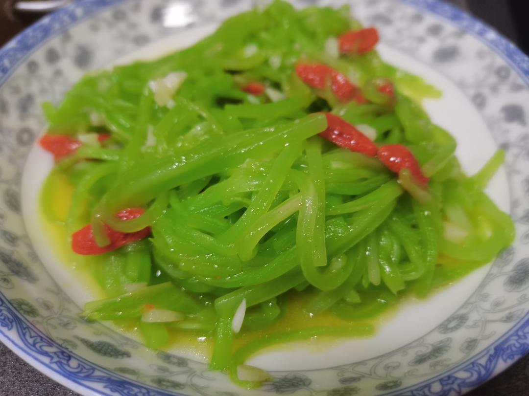 清炒莴笋丝的做法