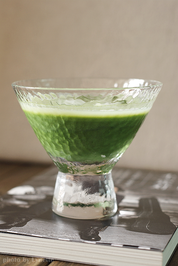 成熟口味抹茶拿铁