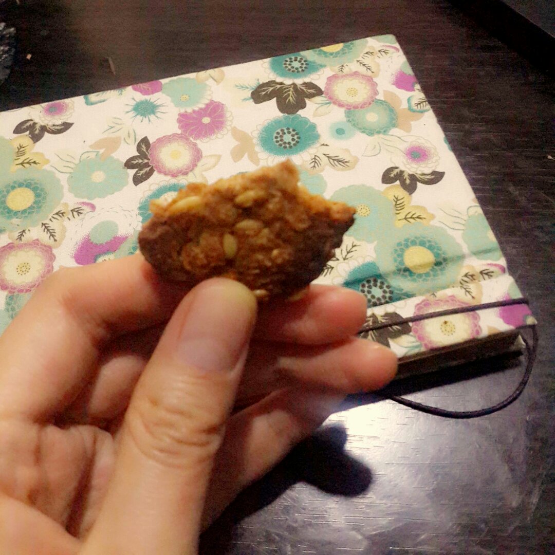 黑芝麻燕麦高纤饼干（无添加，另含植物油减脂配方）