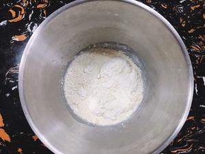 奶香椰子油水立方吐司的做法 步骤1