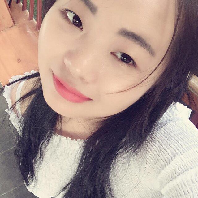 这儿有个妹纸