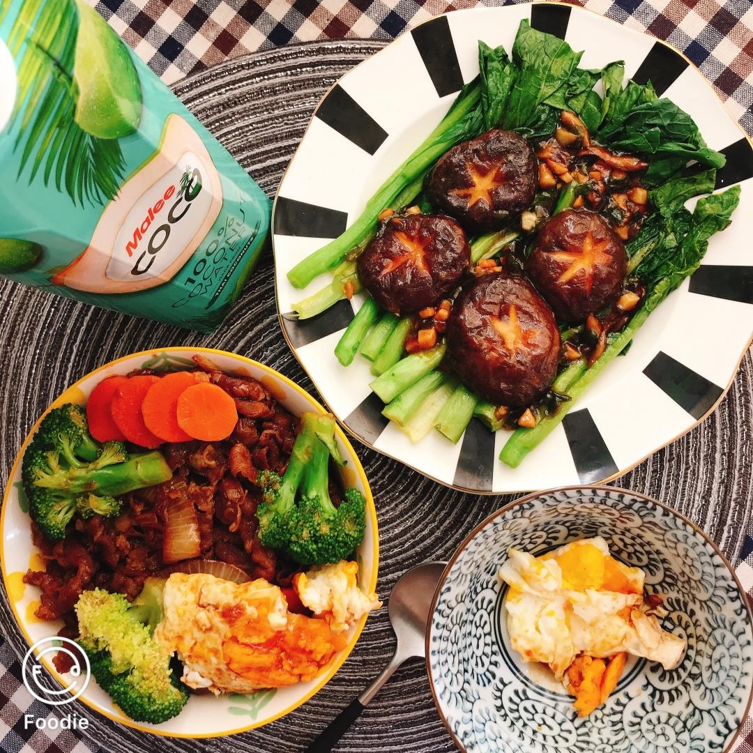 蚝油香菇小油菜