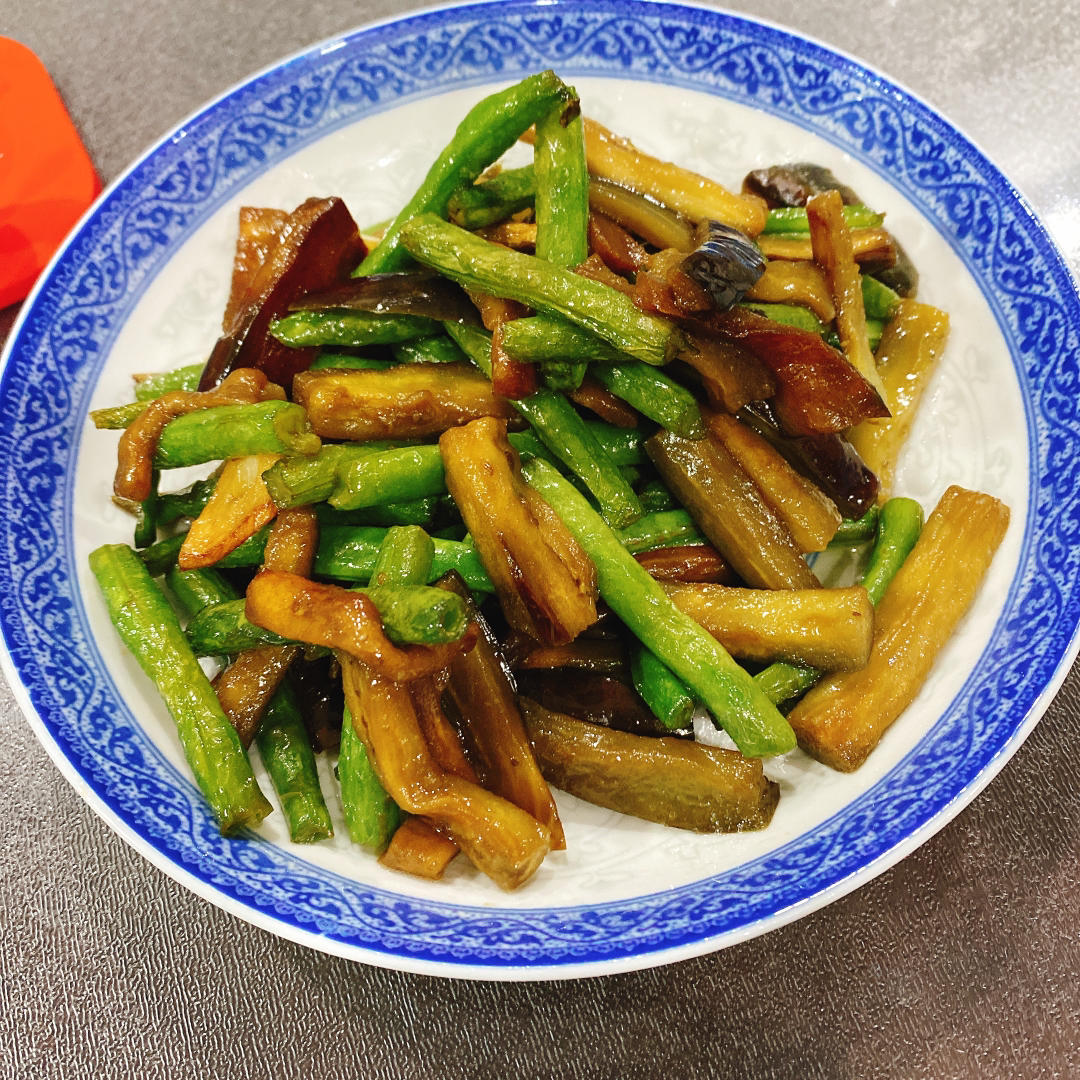 家常豆角烧茄子