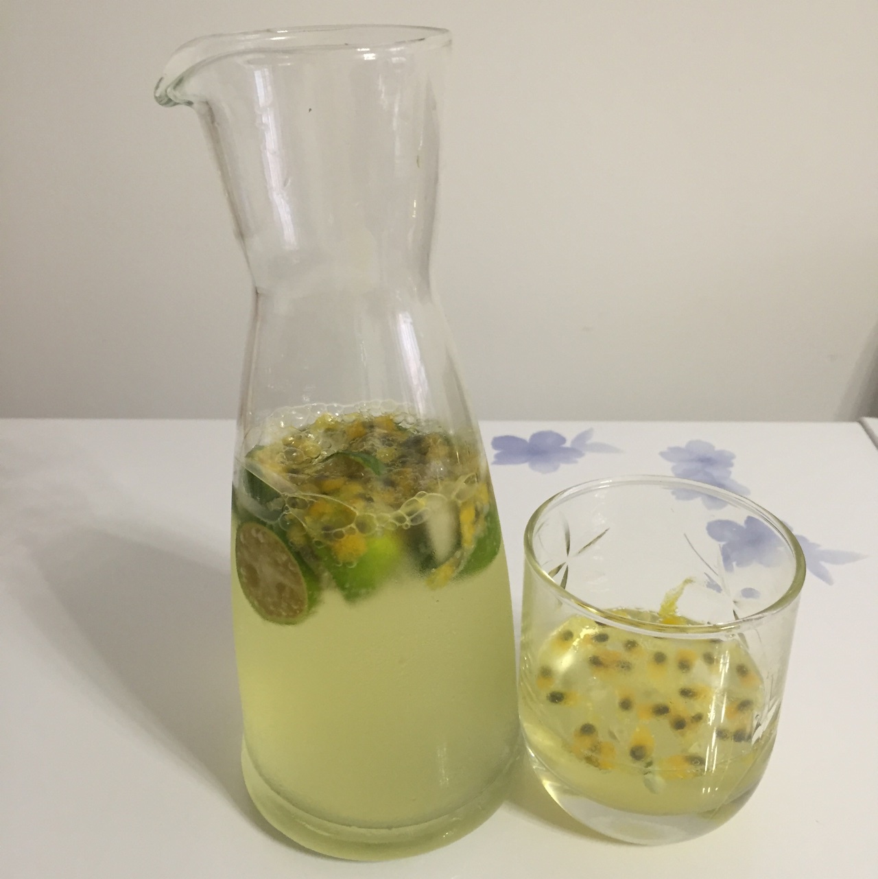 青柠/青桔百香果气泡水/夏日必备