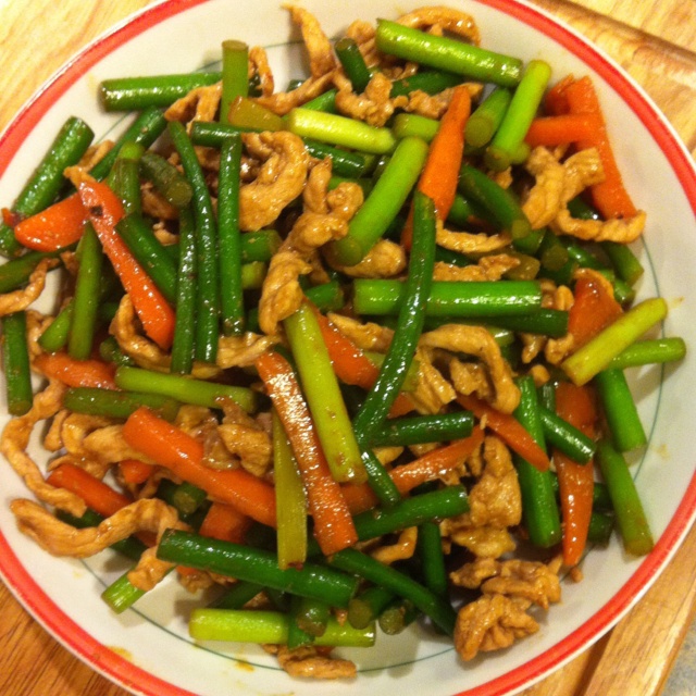 蒜薹炒肉丝