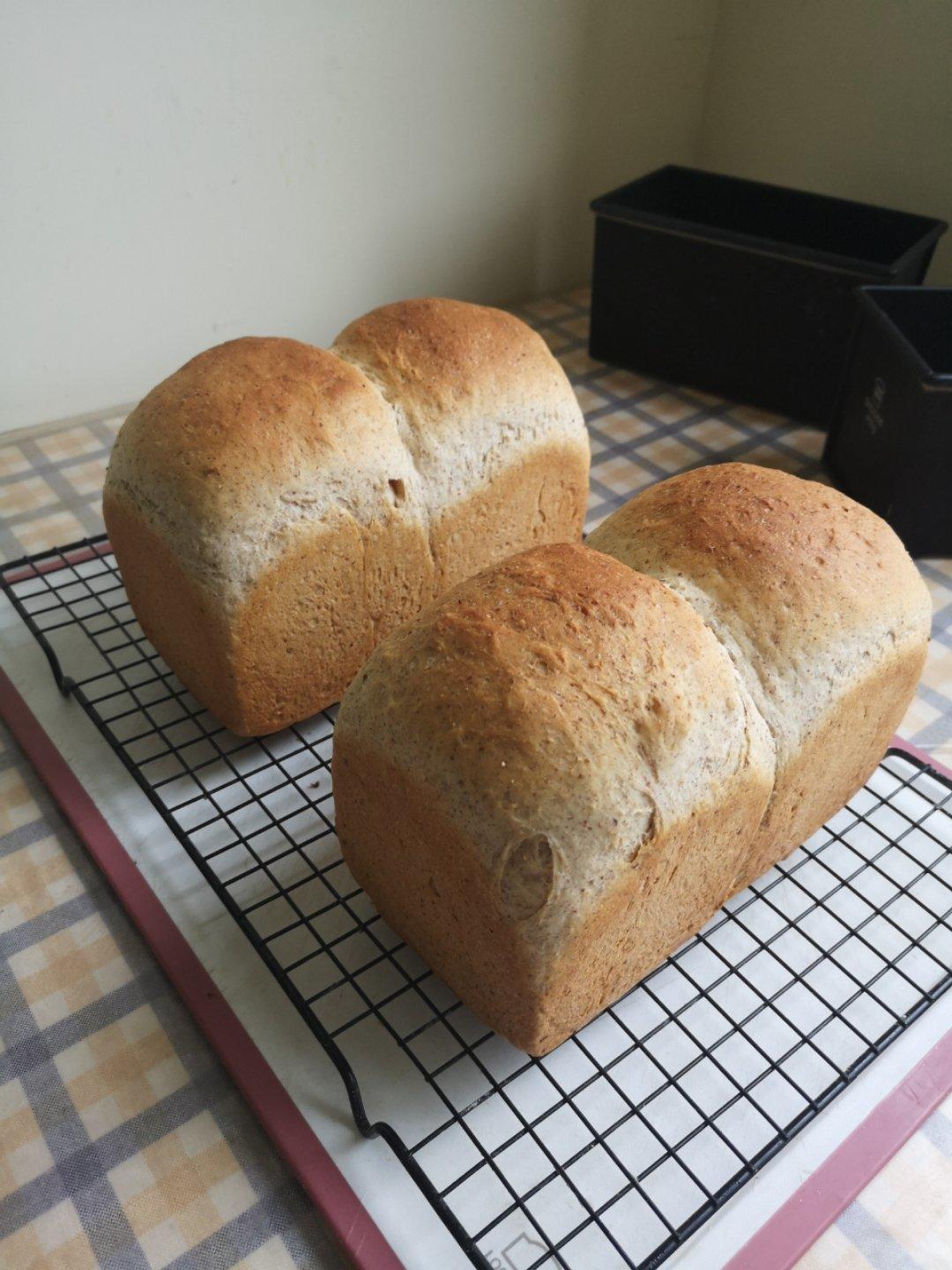 【健康烘培】超低卡黑全麦吐司