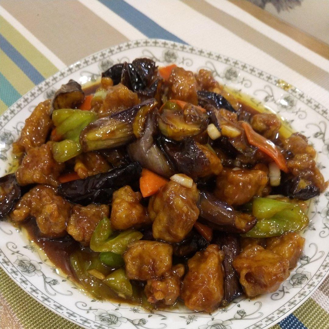 乖乖1988做的溜肉段烧茄子东北硬菜呀哈哈