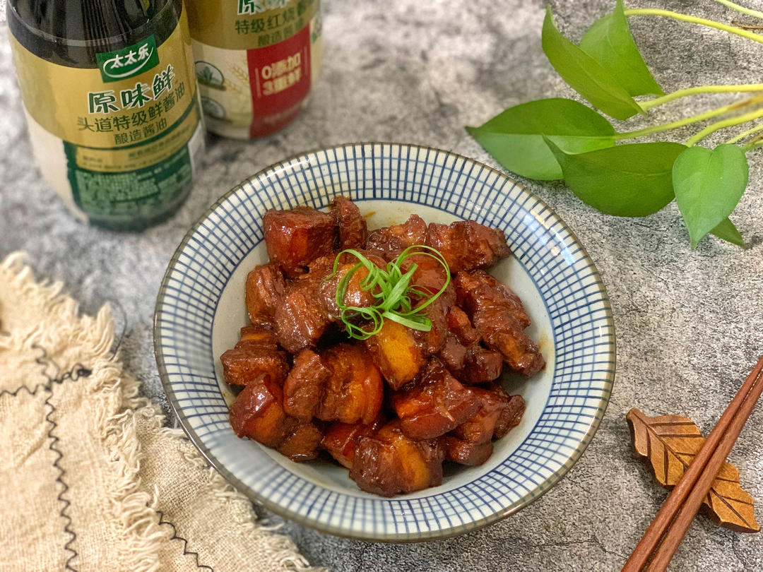 板栗炖五花肉