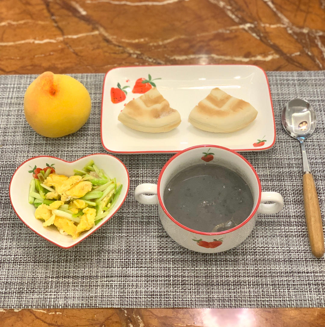 小学生日常早餐