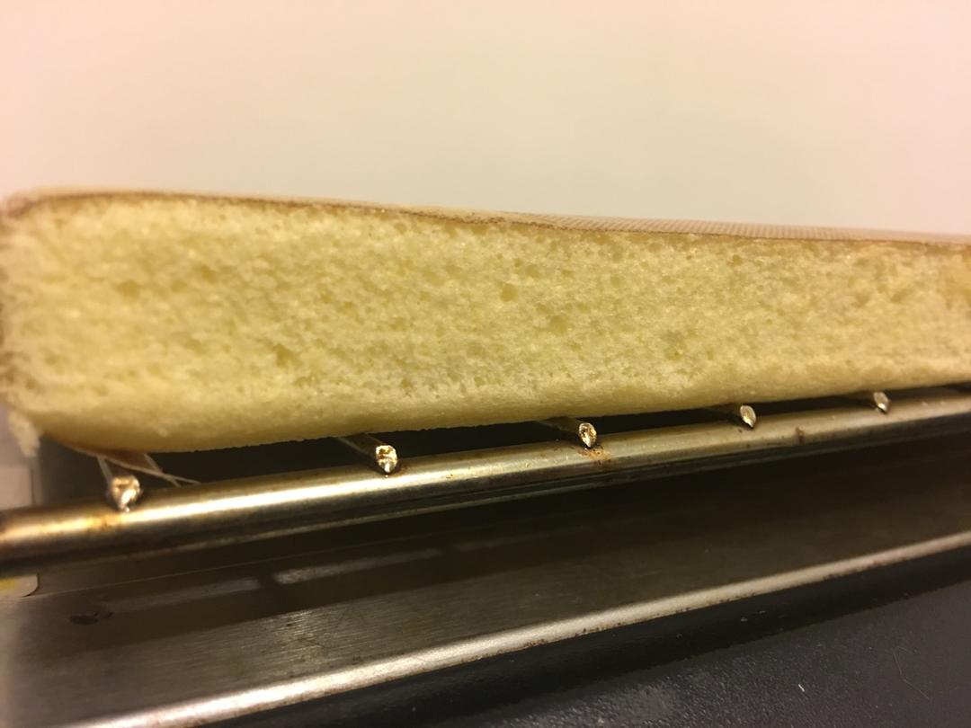 菠萝蛋糕卷