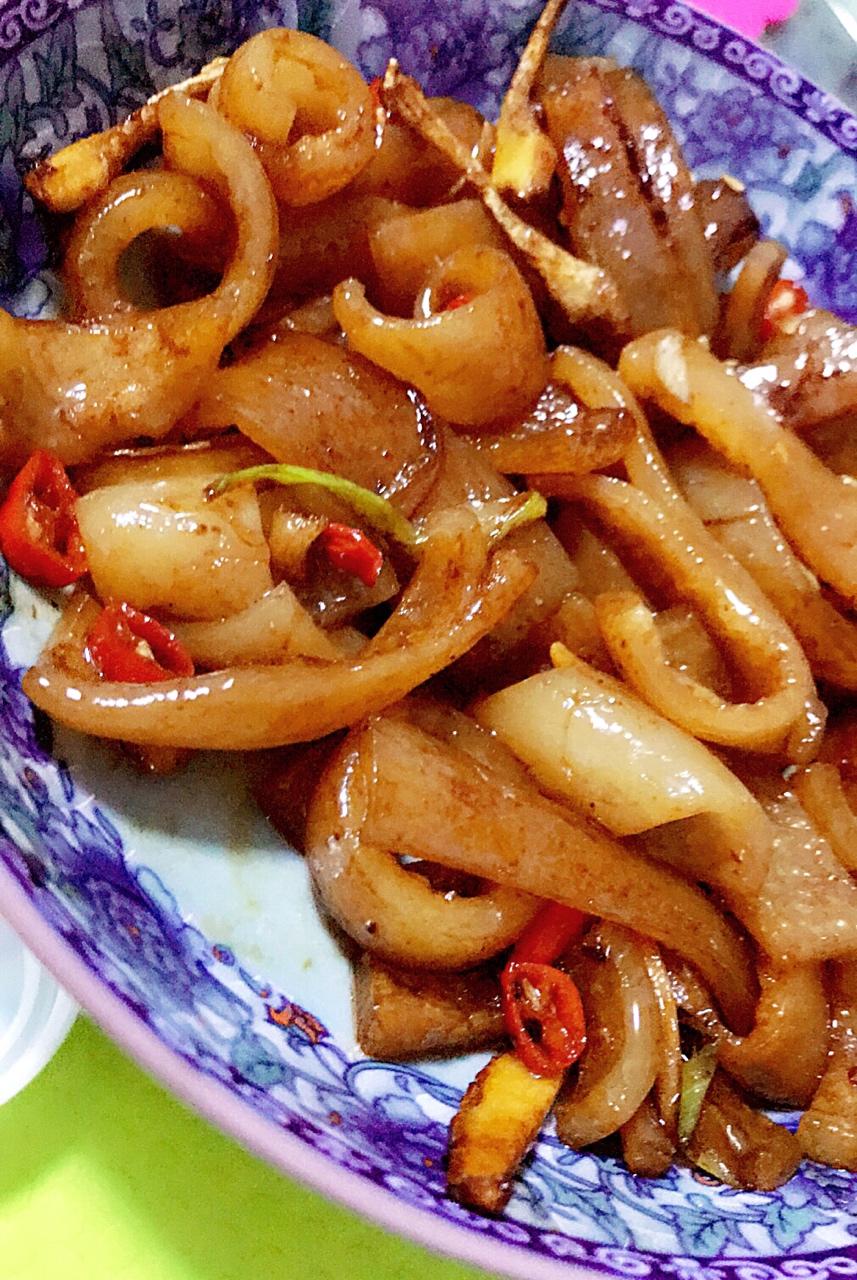 爆炒肉皮