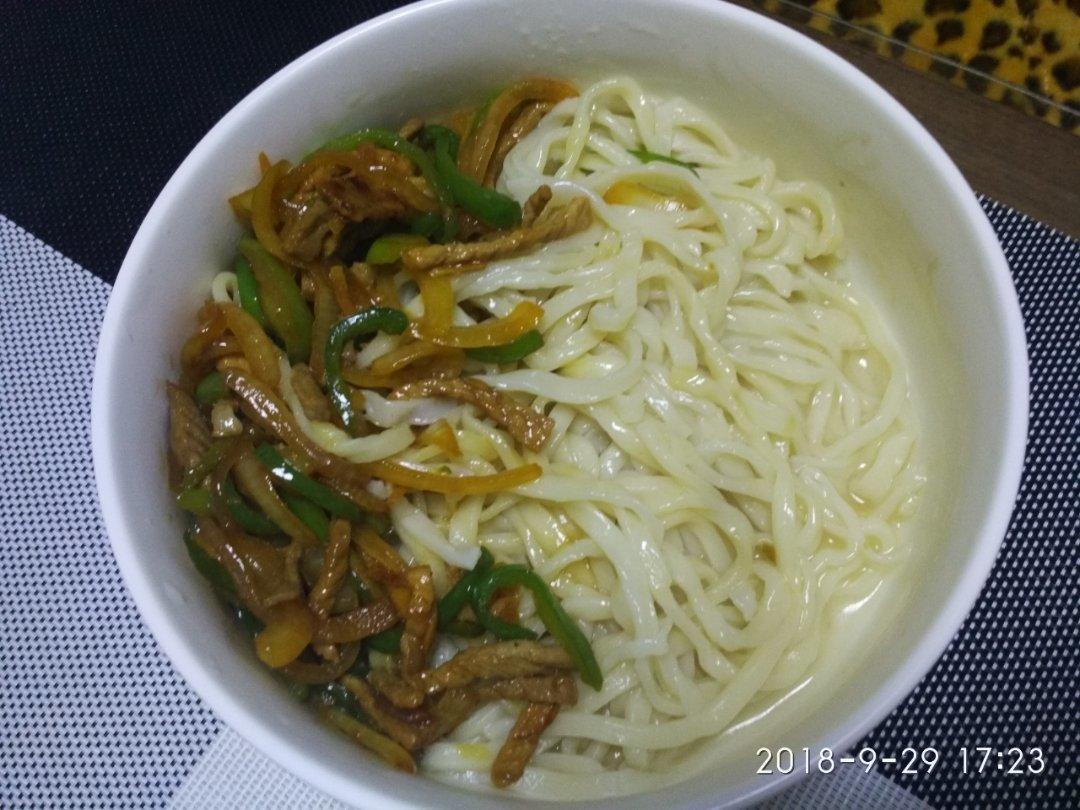 青椒肉丝面