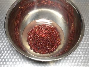 烘焙蜜红豆，此方法蜜红豆粒粒分明，不碎不烂的做法 步骤1