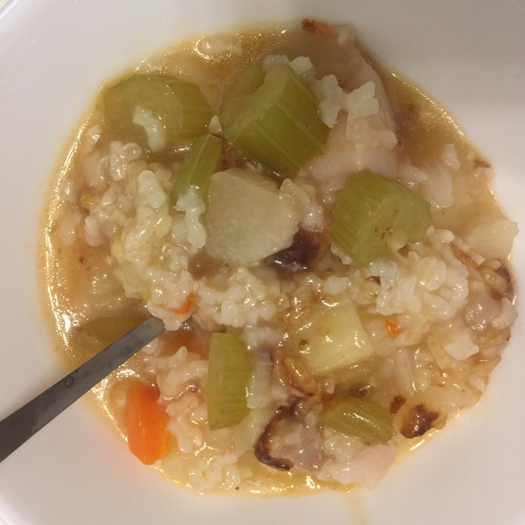 电饭煲夹心肉蔬菜饭