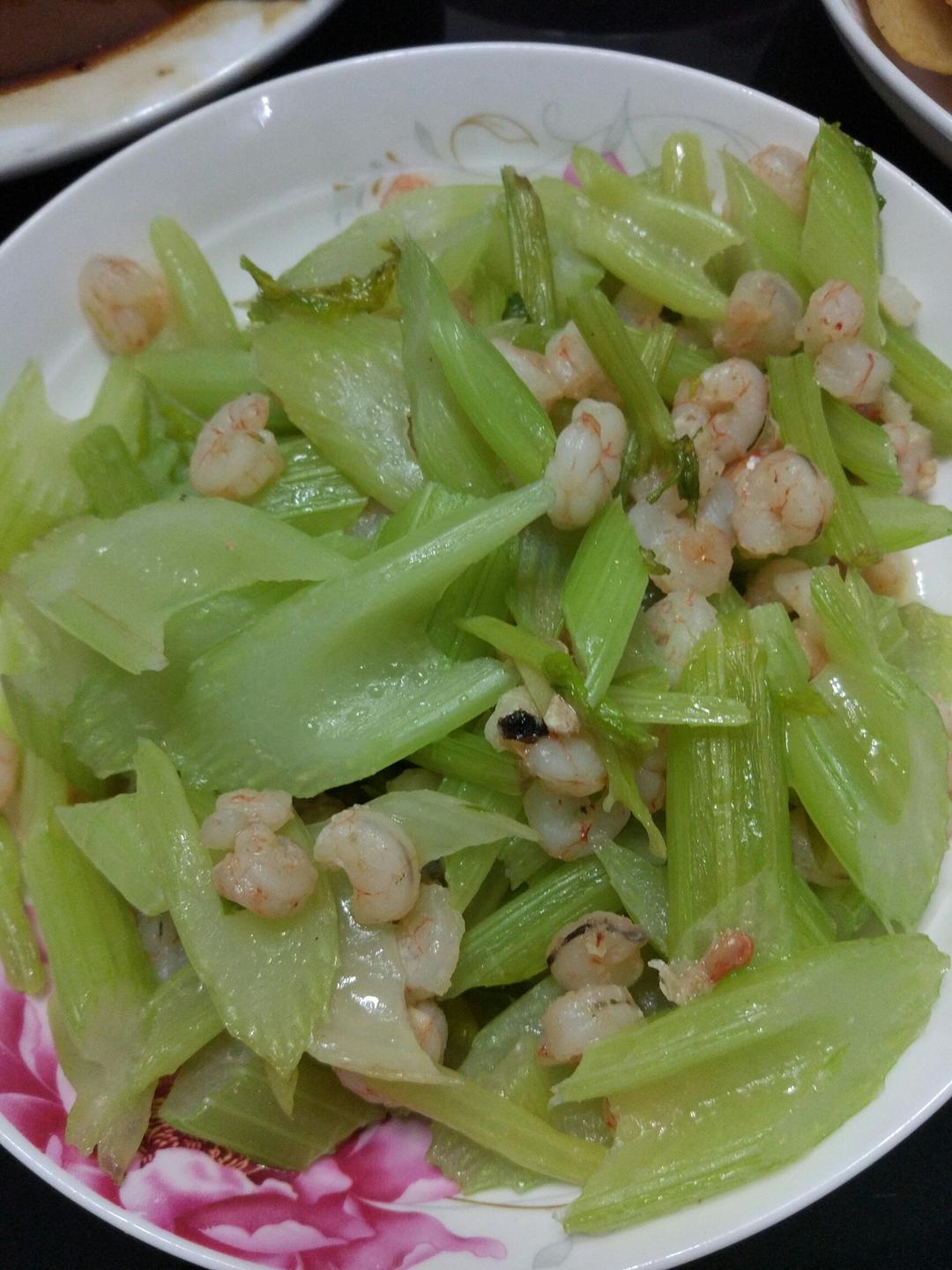 西芹炒虾仁