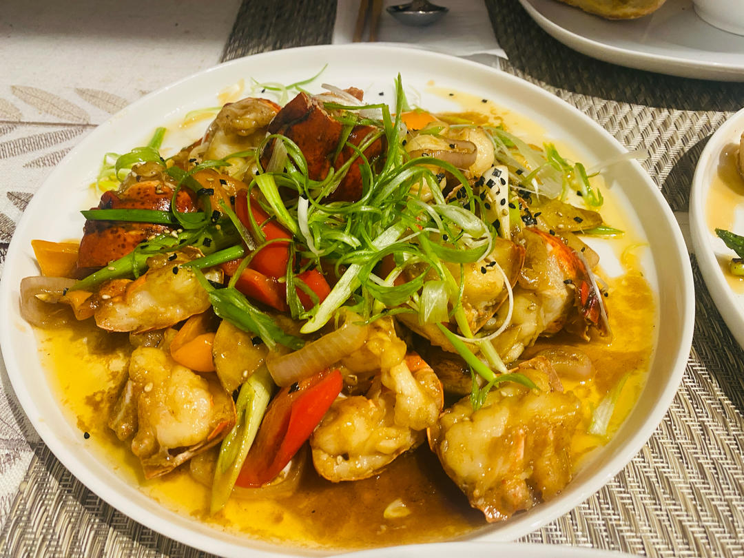 姜葱炒龙虾