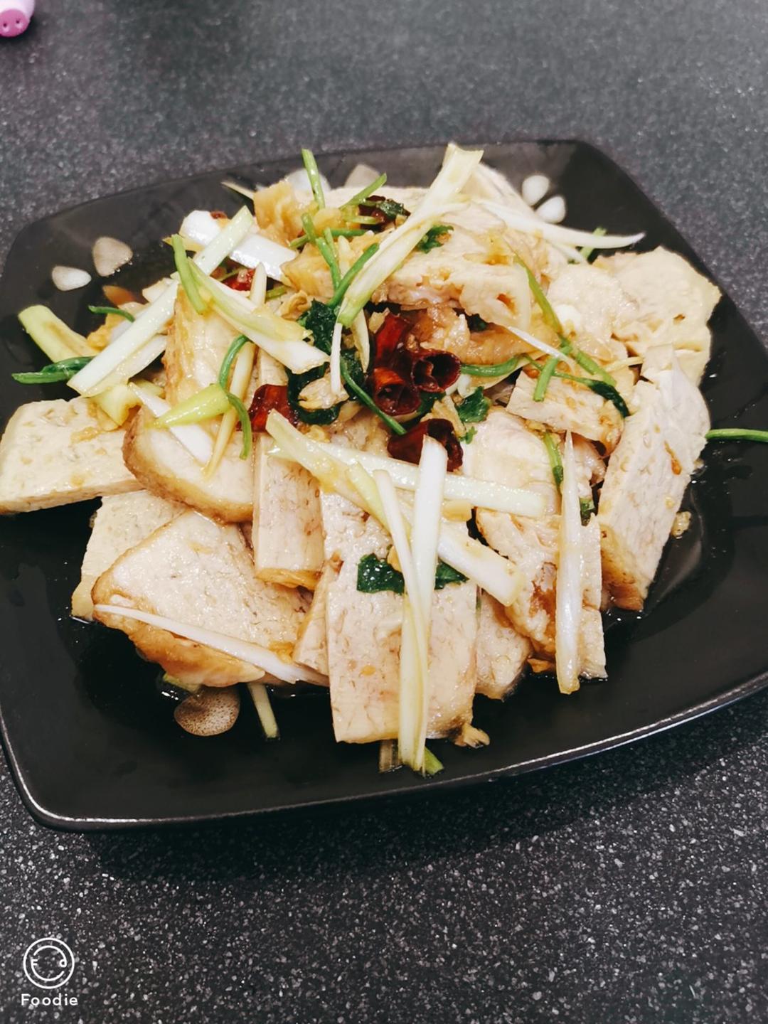凉拌牛肉