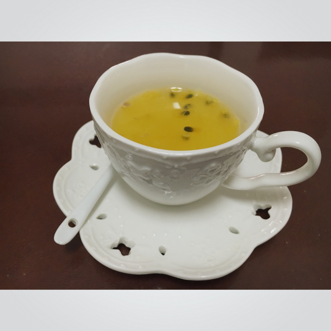 百香果的朴素吃法（百香果汁）