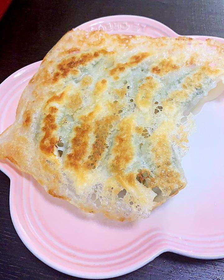 冰箱冷冻水饺做煎饺