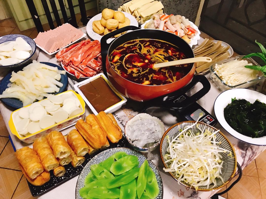 要瘦到100斤的胖子做的麻辣火锅(家庭版)