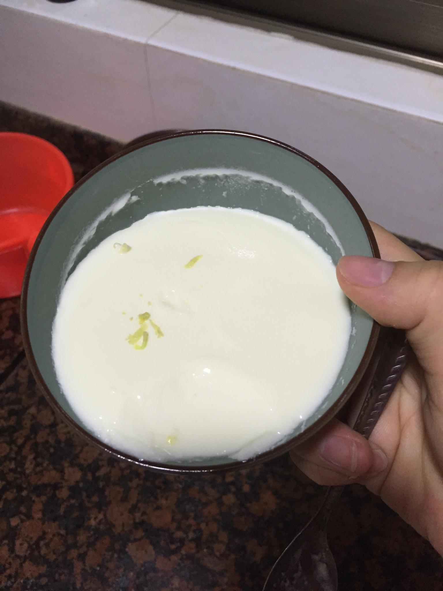 姜汁撞奶的做法 步骤3