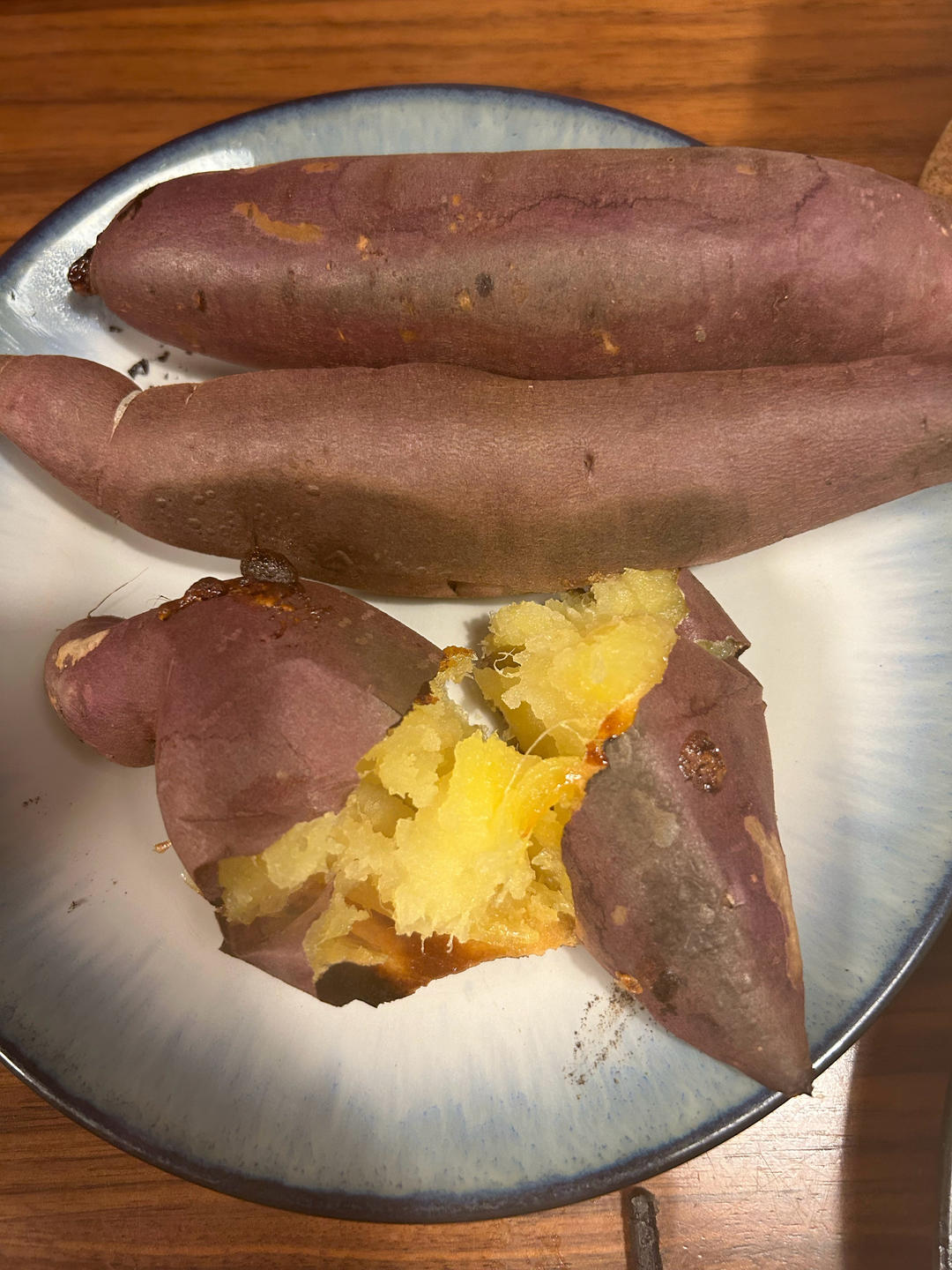 【糯唧唧的烤红薯】糖油四溢皮肉分离外糯里嫩吸溜着吃！
