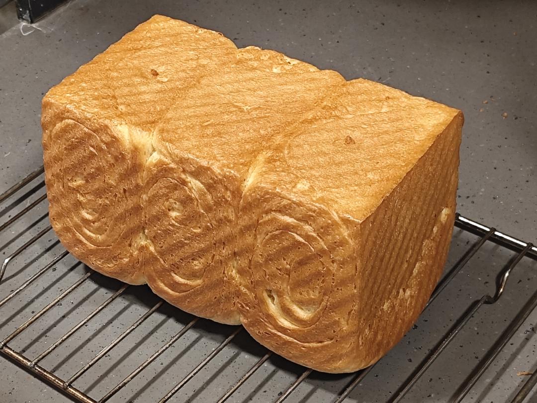 奶香超浓郁的淡奶油吐司（消灭淡奶油）