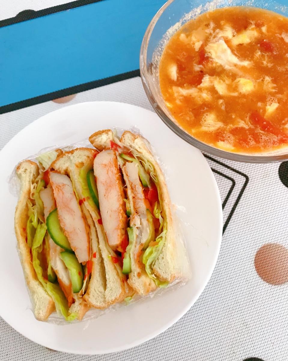 视频菜谱 低脂早餐的美味吃法,超大份哦——鸡胸肉三明治 charmmy