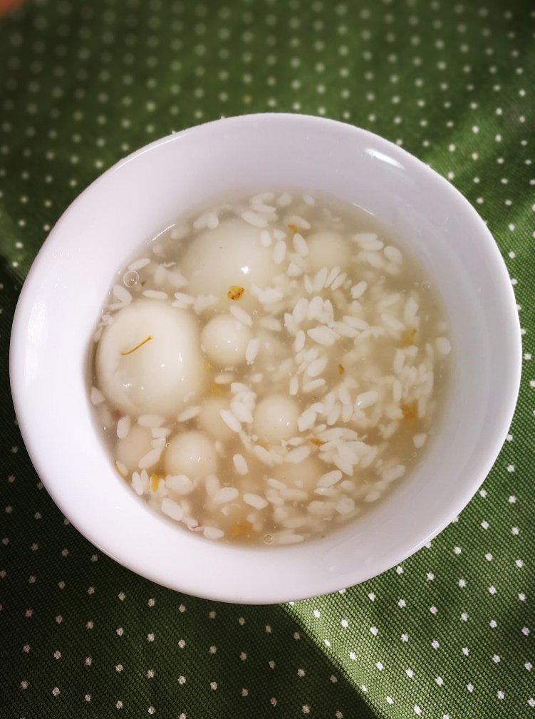 枸杞酒酿小圆子