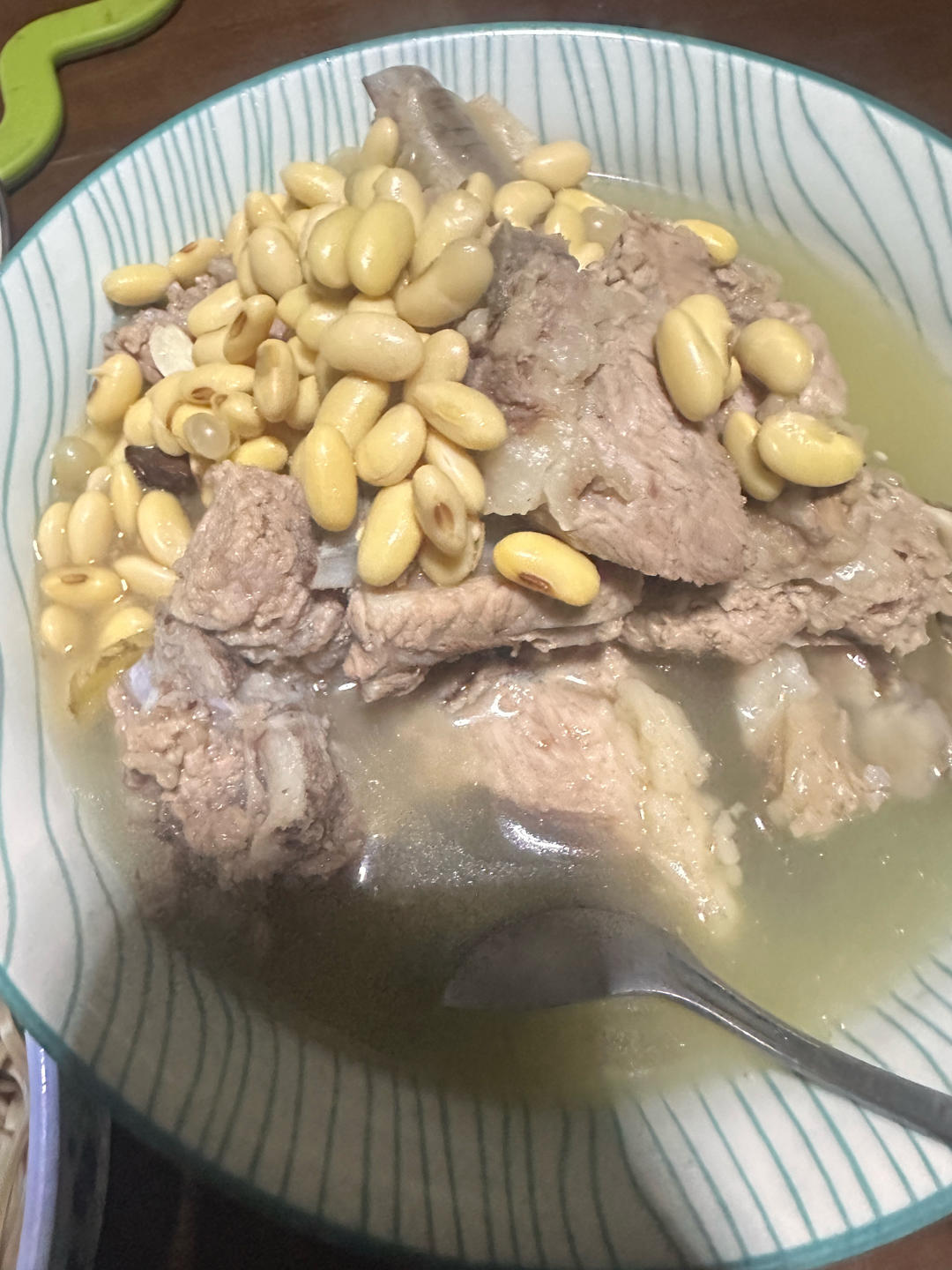 黄豆排骨汤