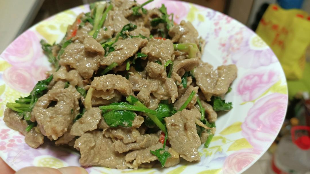 香菜牛肉