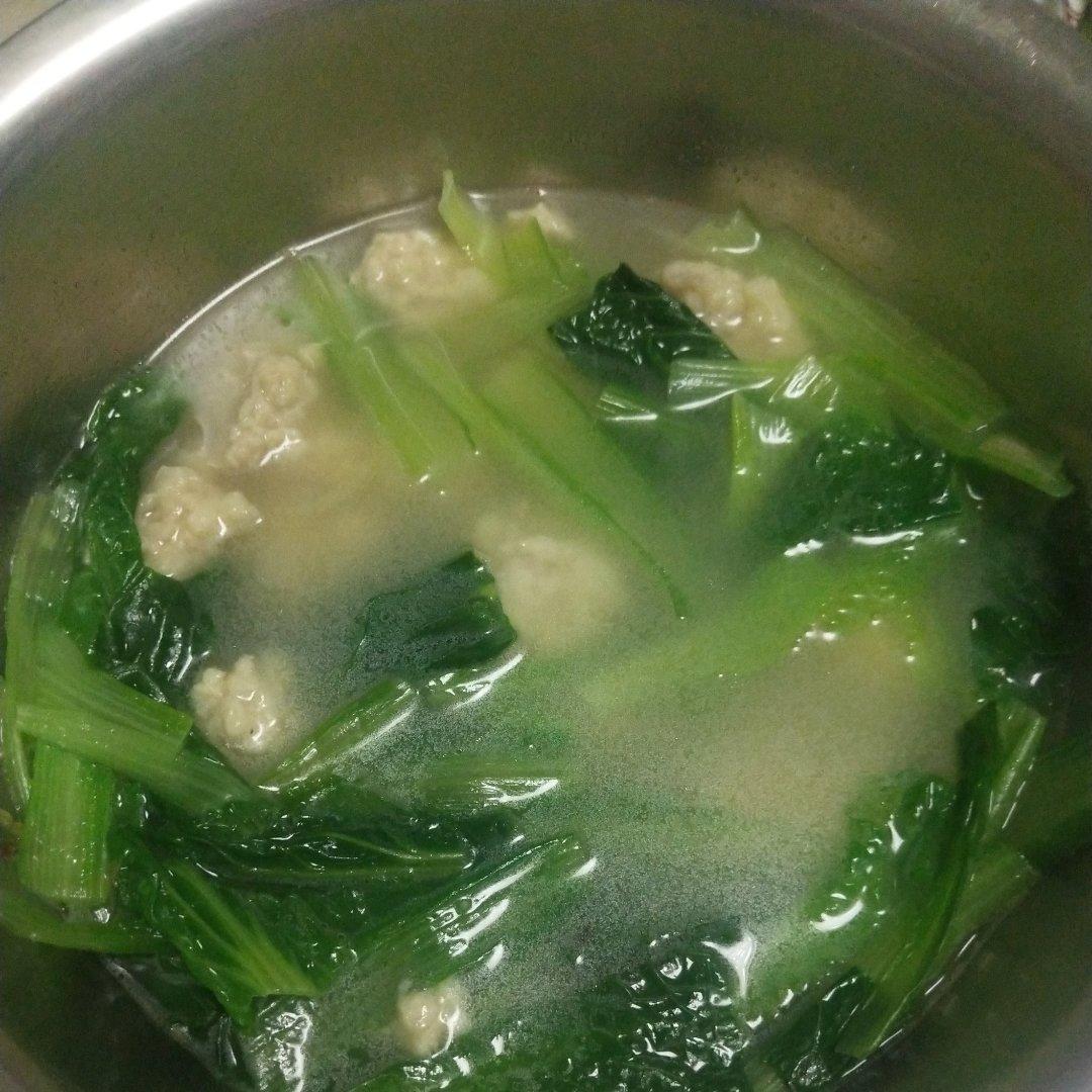 小白菜丸子汤