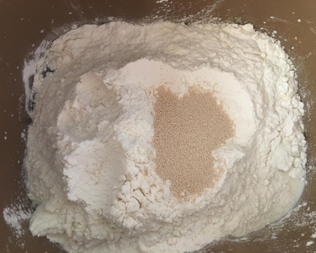 纯奶手撕吐司的做法 步骤1