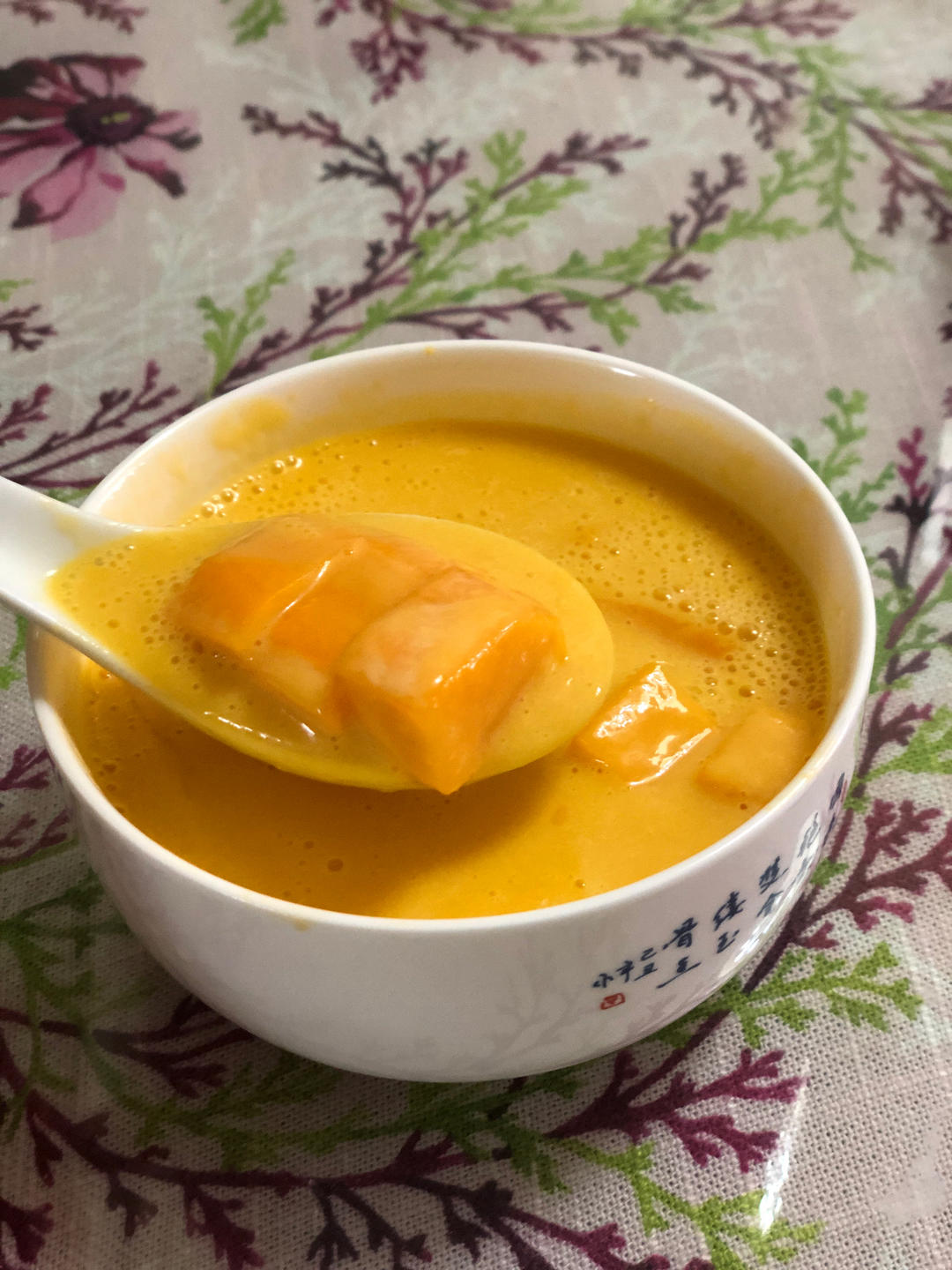 港式甜品——杨枝甘露(芒果西米露)附芒果花切法