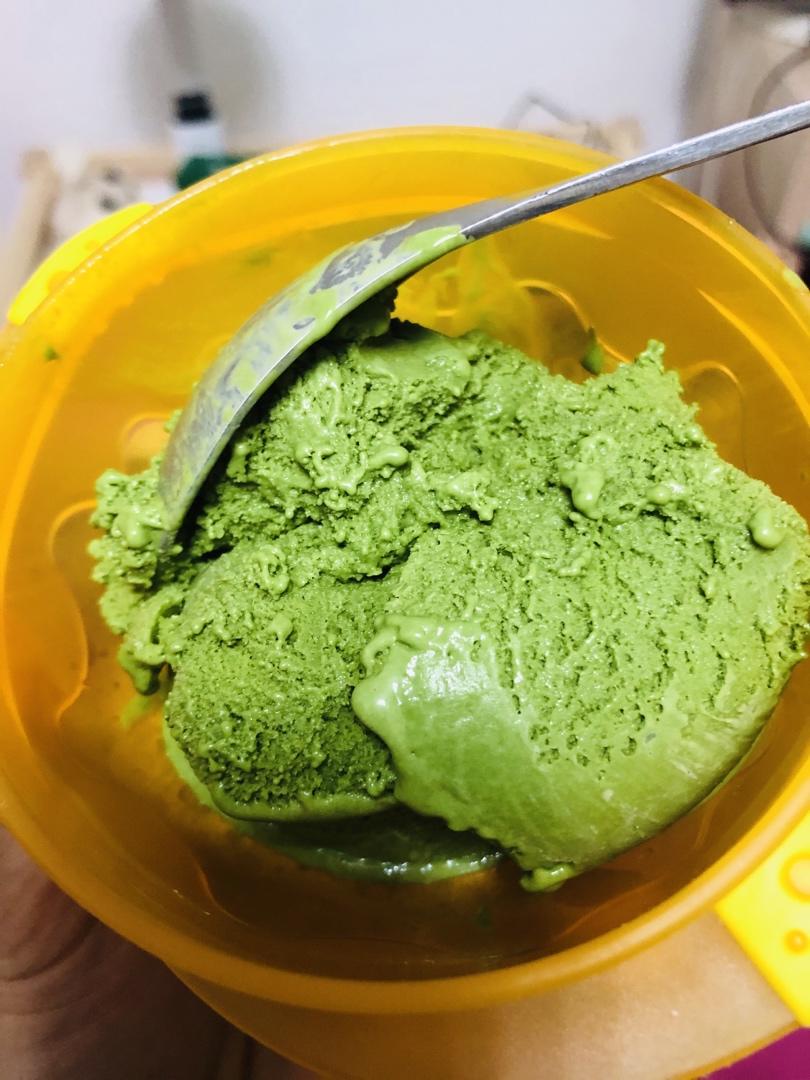 抹茶白巧冰淇淋