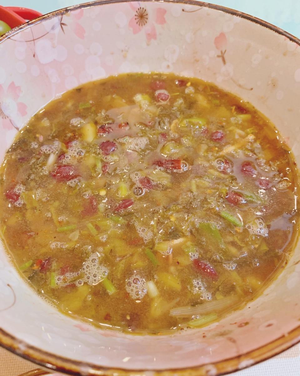 酸菜红豆汤