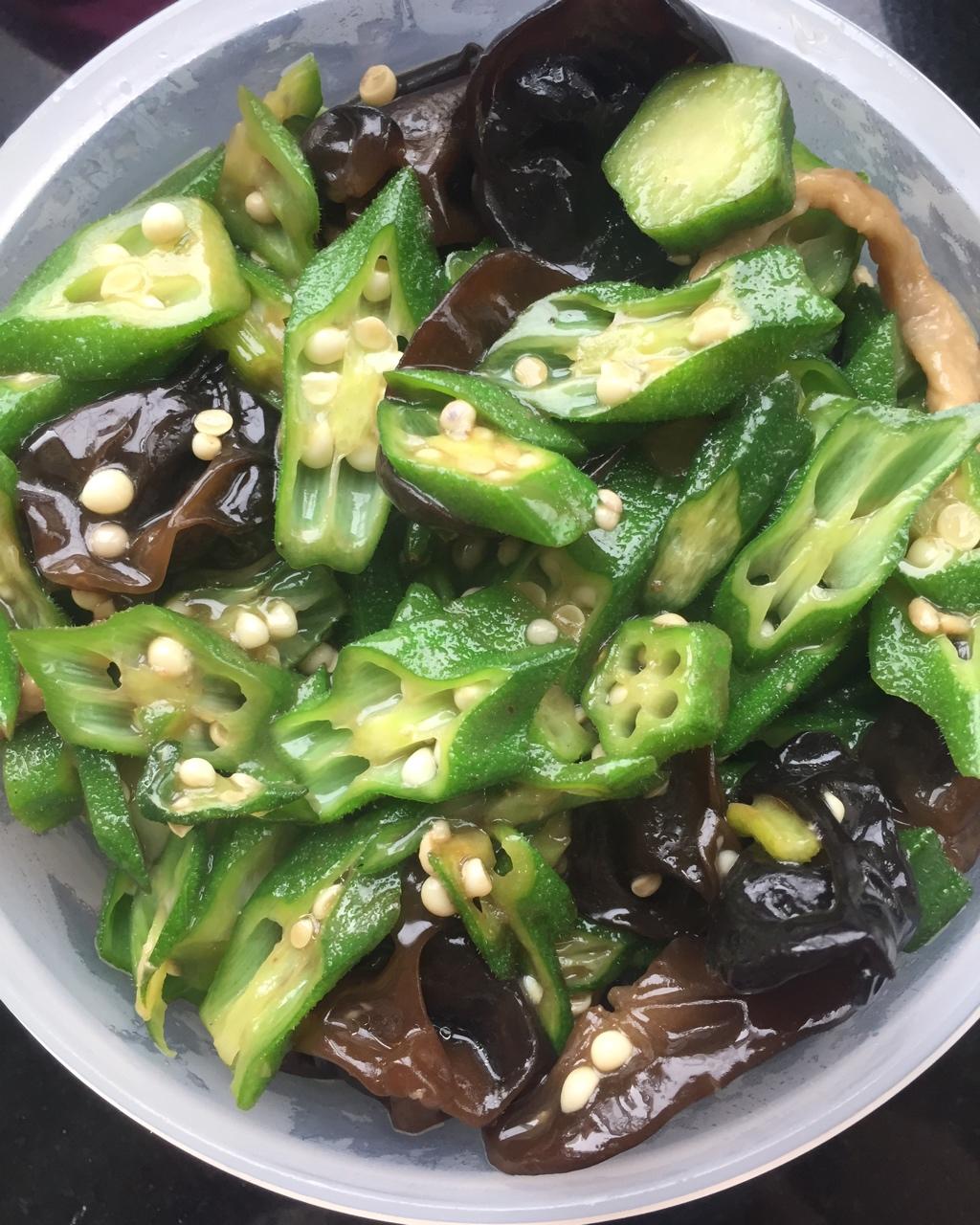 秋葵炒肉