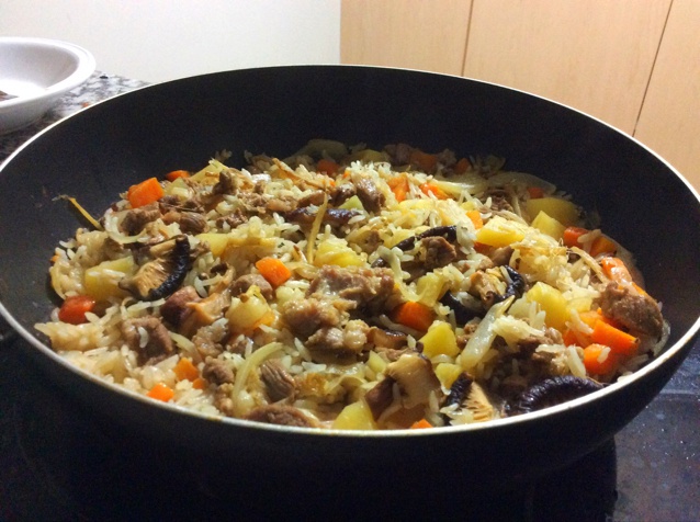 喷香羊肉焖饭