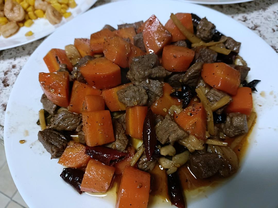 胡萝卜炖牛肉