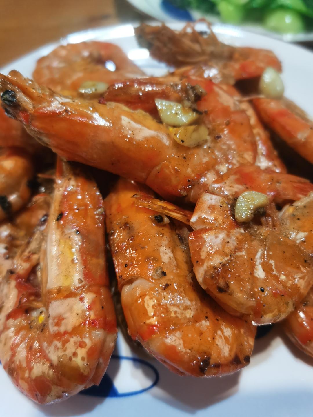 蒜香黄油黑虎虾
