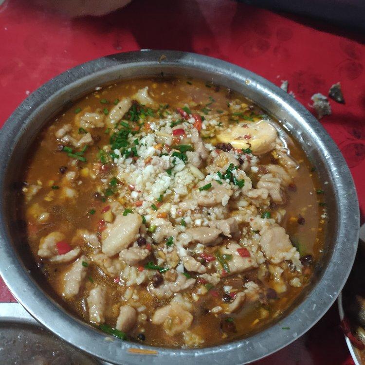 厨师长教你：“水煮肉片”的正宗做法，这味道真的很四川