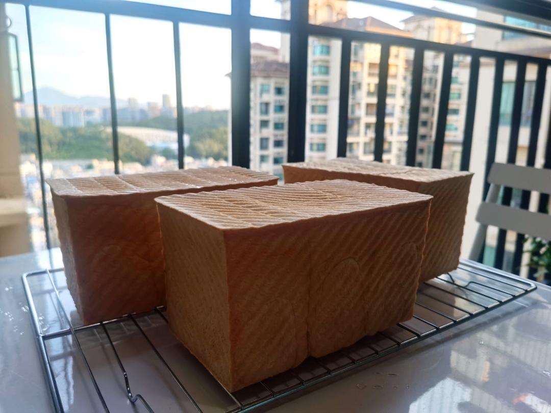 港式吐司十岁了