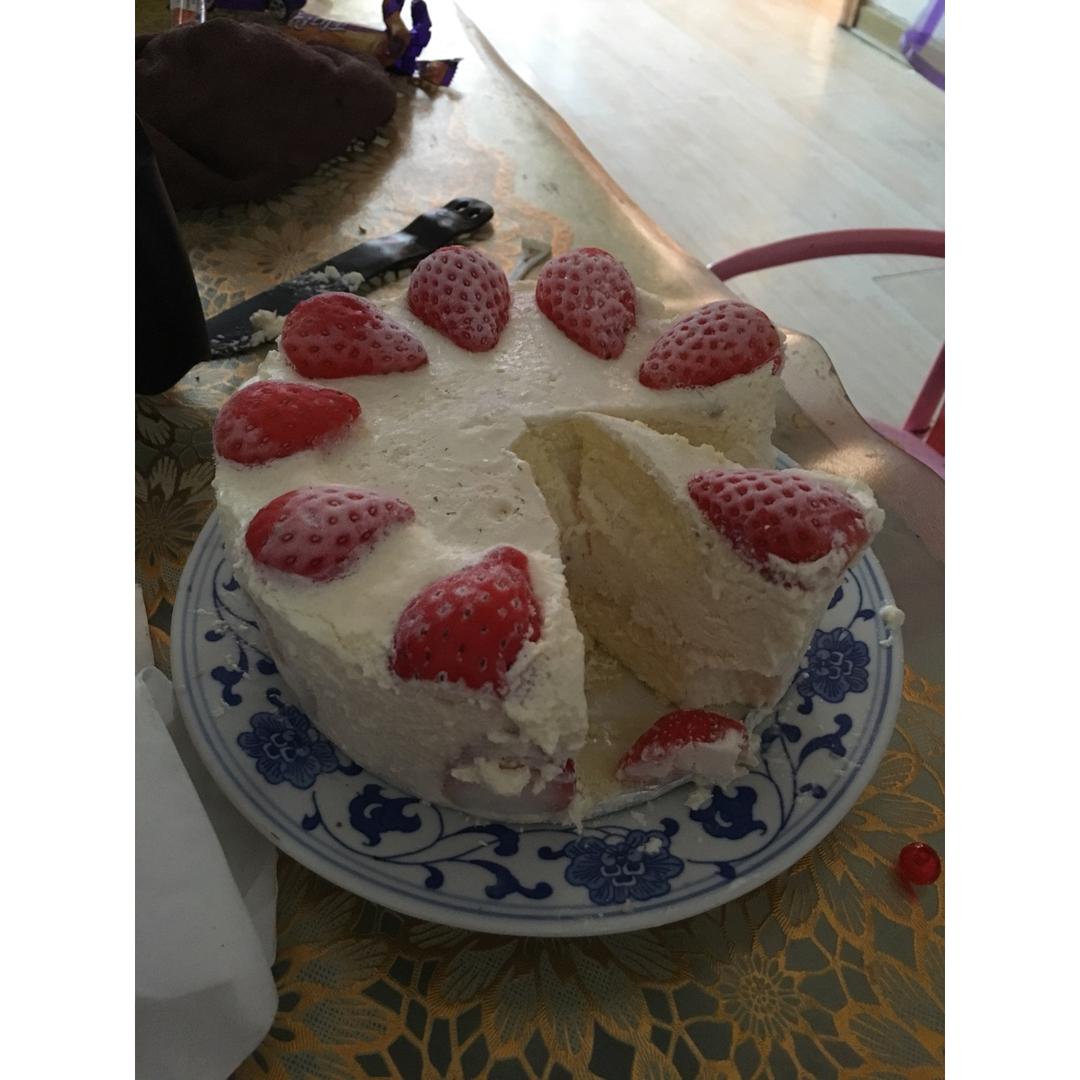 【视频】草莓慕斯蛋糕（6寸）