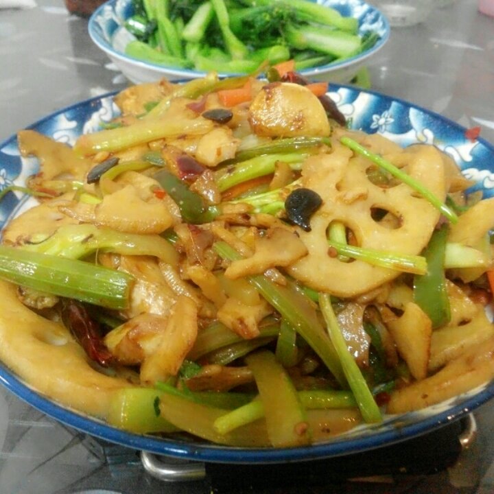 干锅排骨