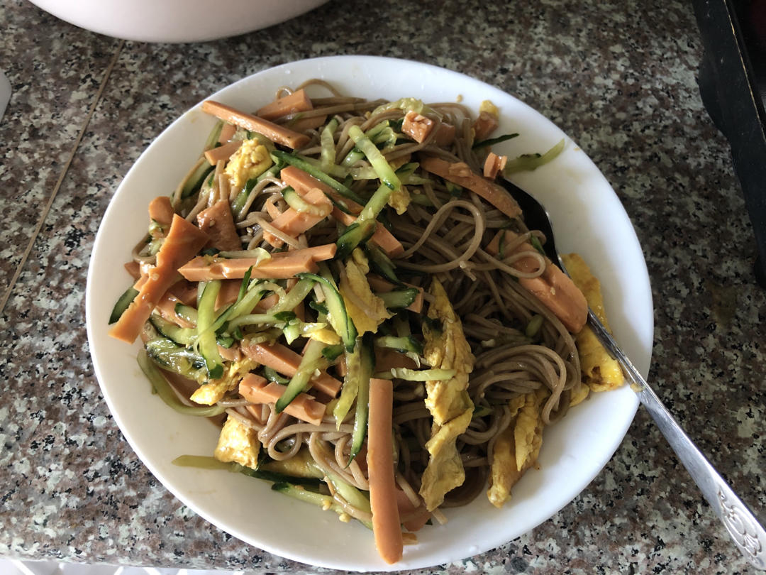 凉面（荞麦面）