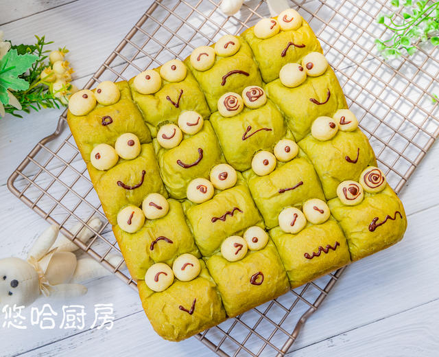 青蛙挤挤面包的做法