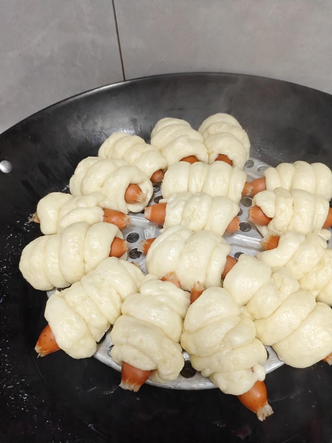 肠仔包（毛毛虫🐛）