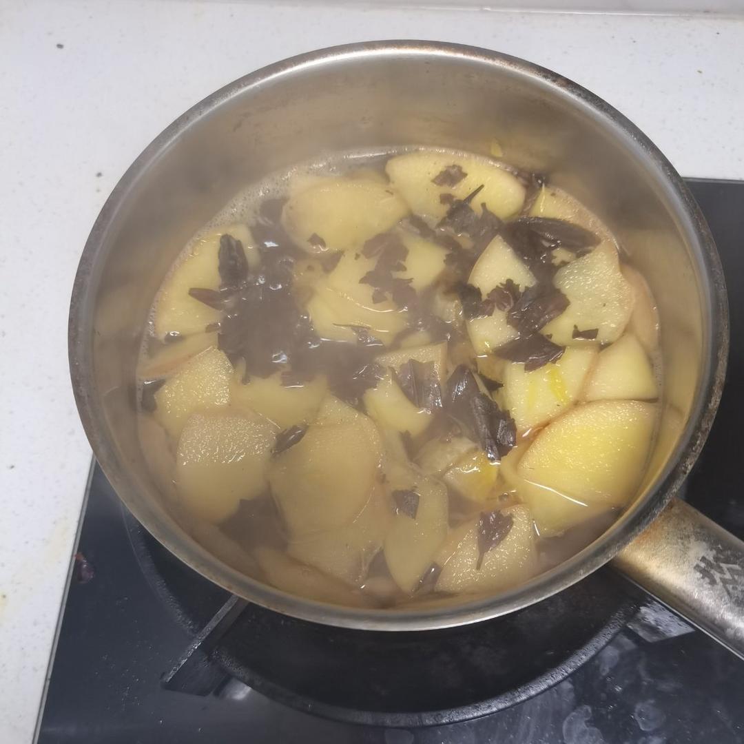 入冬的仪式感煮一壶苹果热橙茶